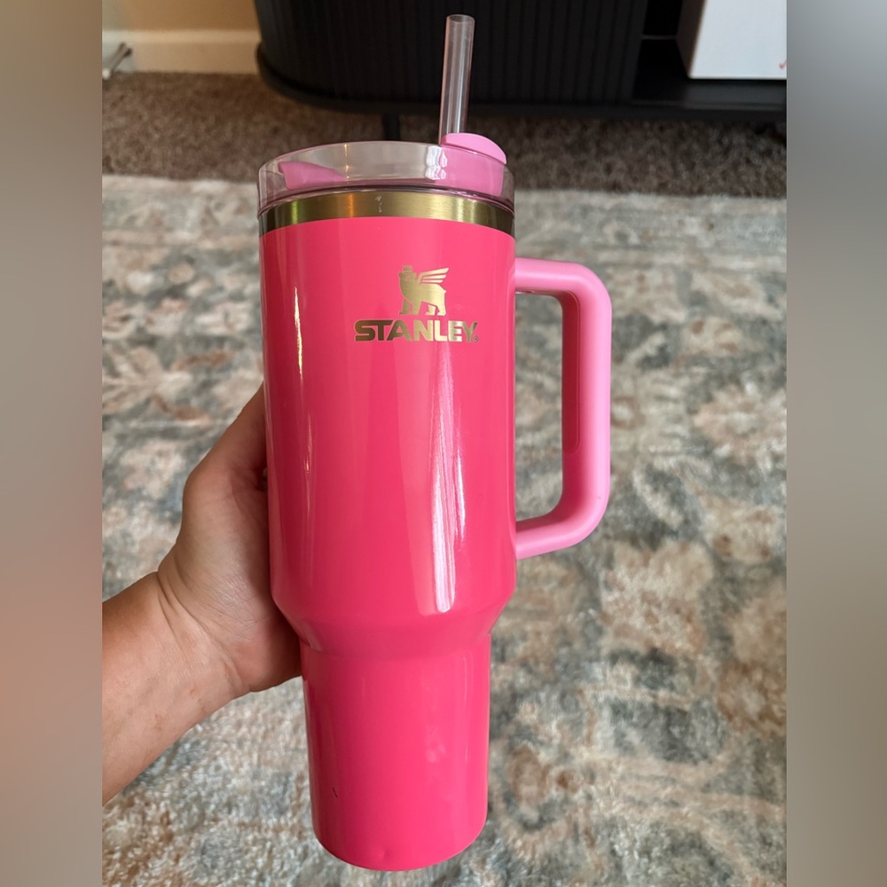 Pink Parade 40oz Stanley